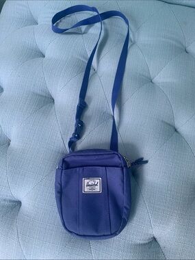 Herschel crossbody